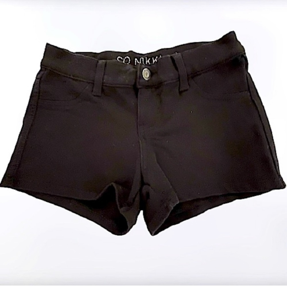 So Nikki-Juniors Black Stretch Shorts
Size:5